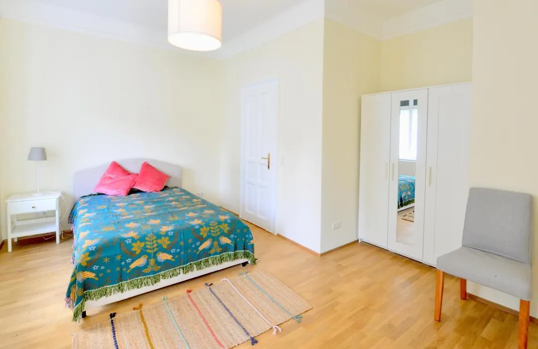 Spacious And Comfy With 3 Bedrooms-1